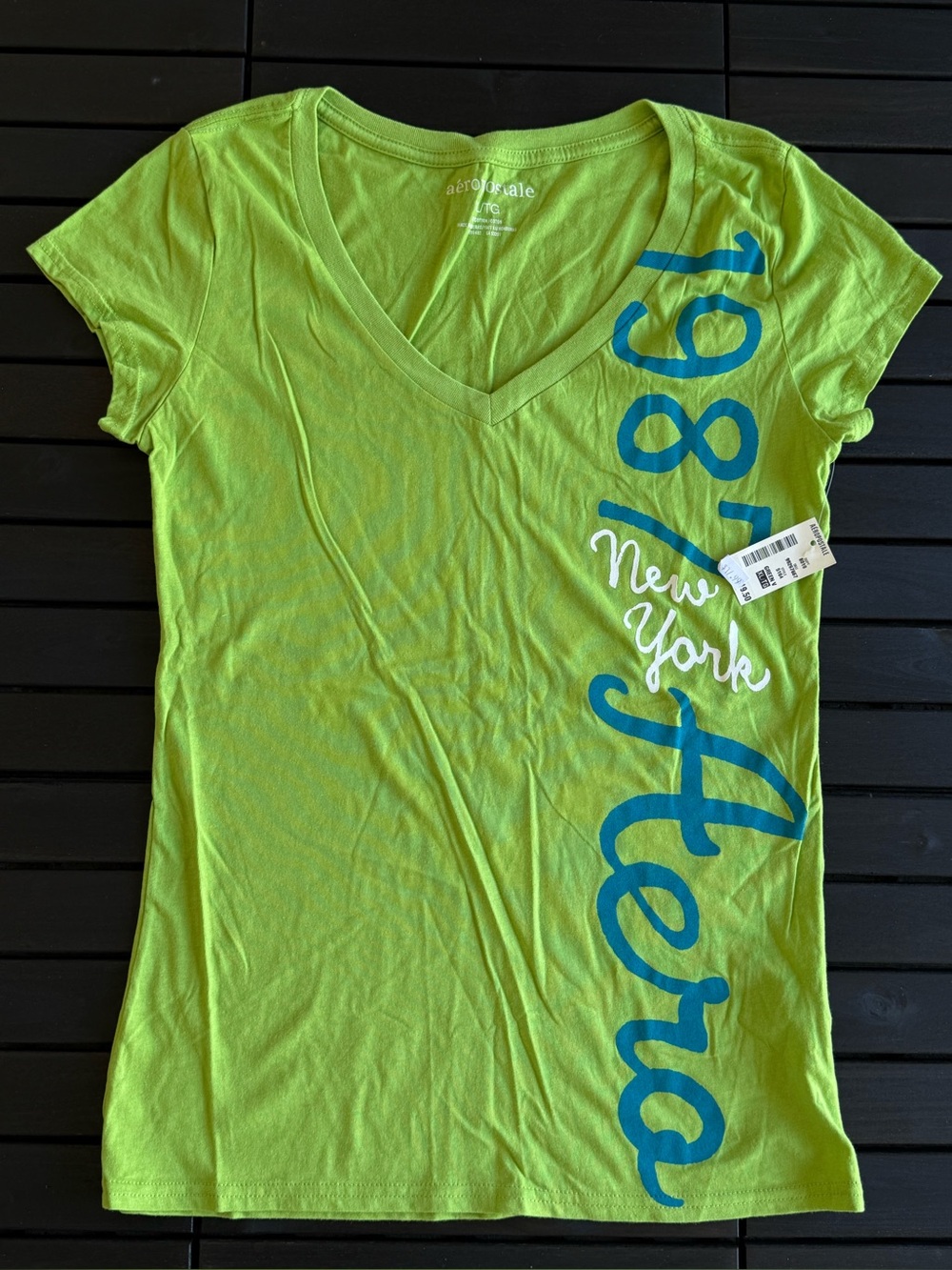 Aeropostale Lime Green 1987 New York Graphic V-Neck Tee XL NWT